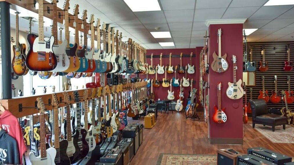 Dave's Guitar Shop is moving from Fitchburg to Sun Prairie